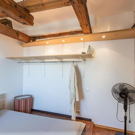 Mansard In Old Town Appartement Riga Buitenkant foto
