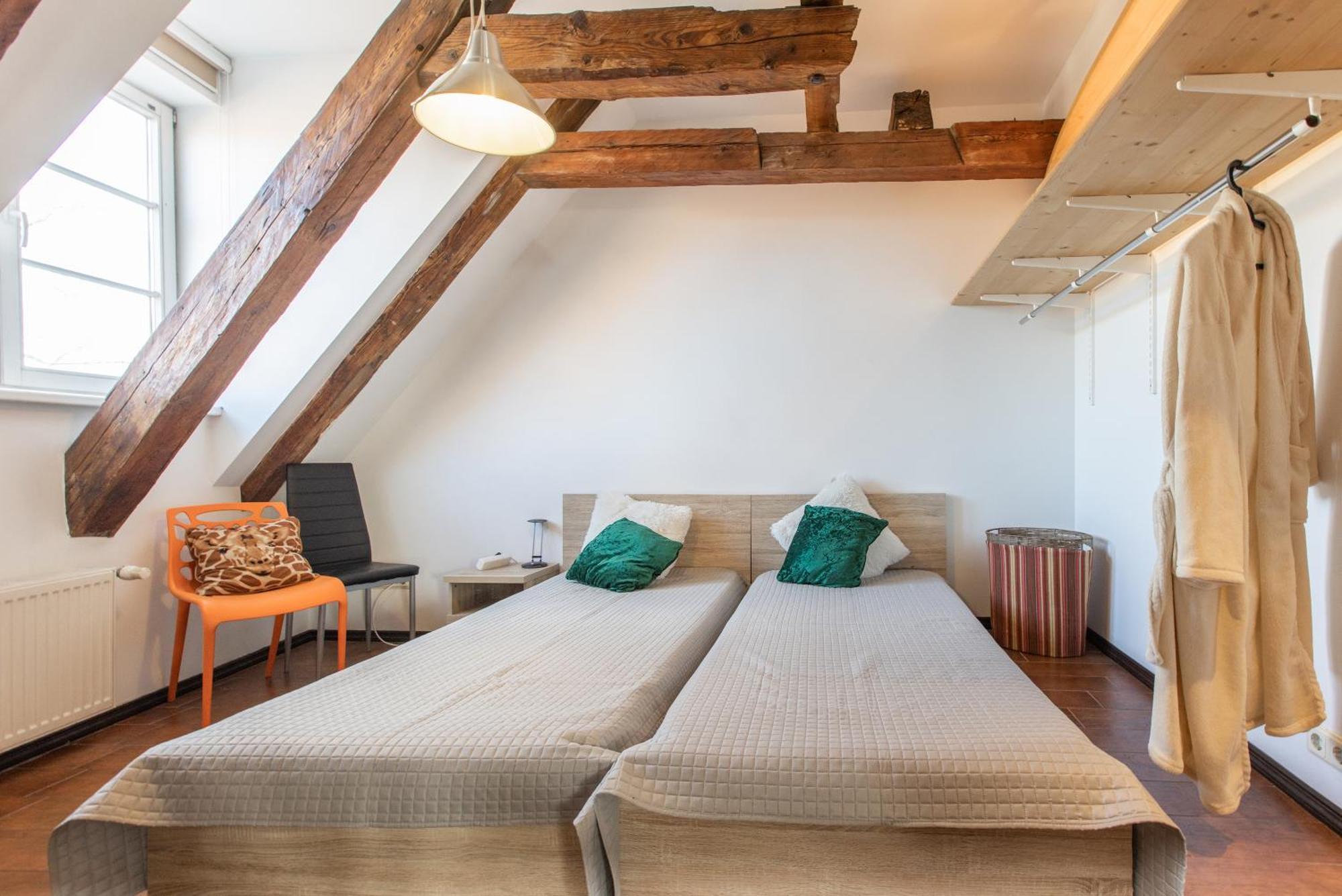 Mansard In Old Town Appartement Riga Buitenkant foto